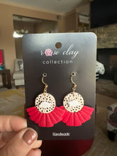 Load image into Gallery viewer, The Clay Collection Earring