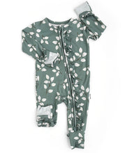 Load image into Gallery viewer, Gigi & Max 2 way Zippee's