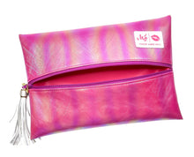 Load image into Gallery viewer, Small MakeUp Junkie