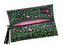 Load image into Gallery viewer, Small MakeUp Junkie