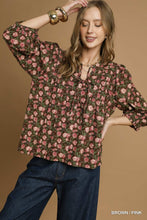 Load image into Gallery viewer, The Pintuck Floral Blouse