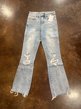 Load image into Gallery viewer, BAYEA&#39;s HR Crop D/T Bootcut
