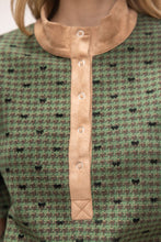 Load image into Gallery viewer, The Snap Placket Bow Top

