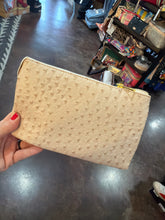 Load image into Gallery viewer, Ostrich Crossbody/Wristlet
