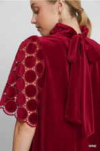 Load image into Gallery viewer, The Velvet Flirtatious Dress
