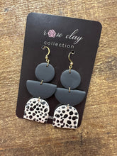 Load image into Gallery viewer, The Clay Collection Earring
