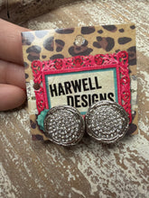 Load image into Gallery viewer, The Clip-Clip Earring
