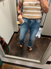 Load image into Gallery viewer, RISEN MR Crop Chop Bootcut

