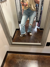 Load image into Gallery viewer, RISEN HR Bootcut Crop
