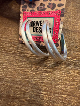 Load image into Gallery viewer, Misc Hoop Style Earring
