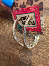 Load image into Gallery viewer, Misc Hoop Style Earring
