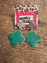 Load image into Gallery viewer, The Clover Earring
