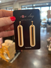 Load image into Gallery viewer, The Clay Collection Earring
