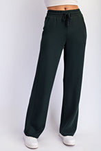 Load image into Gallery viewer, The Scuba Straight Pant
