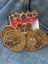 Load image into Gallery viewer, The Kaylie Beaded Earring
