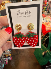 Load image into Gallery viewer, The Dixie Rose Earrings
