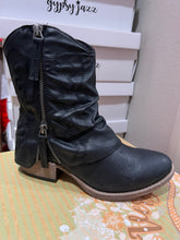 Load image into Gallery viewer, The Tranquil Boot
