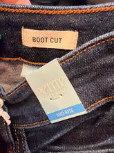 Load image into Gallery viewer, JUDY BLUE MR Petite Bootcut

