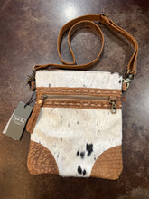 Load image into Gallery viewer, Roger Canvas &amp; Hairon Bag
