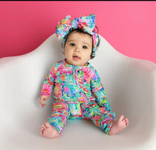 Load image into Gallery viewer, Gigi &amp; Max 2 way Zippee&#39;s
