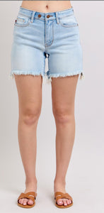 JUDY BLUE 2 Button Cutoff Dad Short