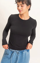 Load image into Gallery viewer, The Double Z Basic Long Sleeve Tee
