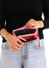 Load image into Gallery viewer, The Vida Essential Wallet
