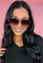 Load image into Gallery viewer, Jess Lea Sunglasses
