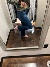Load image into Gallery viewer, RISEN HR Ankle Bootcut
