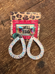 Posh Irridescent Drop Earrings