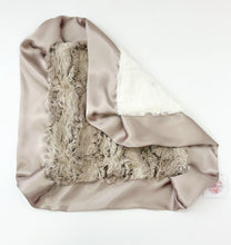 Load image into Gallery viewer, Cozy Lovie Blanket
