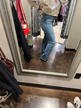 Load image into Gallery viewer, JUDY BLUE CORE HW Contrast BootCut
