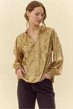 Load image into Gallery viewer, The Shimmer Stroll Top
