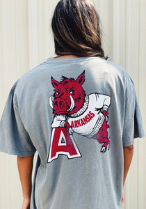Hog Leaning on A Grey Tee