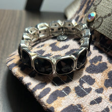 Load image into Gallery viewer, Pink Panache Stone bracelet
