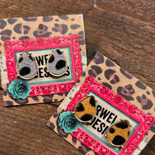 Load image into Gallery viewer, Hairon Stud Earrings
