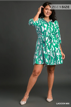 Load image into Gallery viewer, Plus Lagoon Dress
