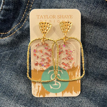 Load image into Gallery viewer, Taylor Shaye Designs Earrings
