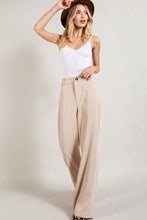 Load image into Gallery viewer, The Straight Leg Pant
