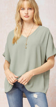 Load image into Gallery viewer, V Neck Layer Top
