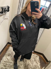 Load image into Gallery viewer, Pack &amp; Go Eagle Pullover
