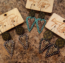Load image into Gallery viewer, Bling Heart Earrings
