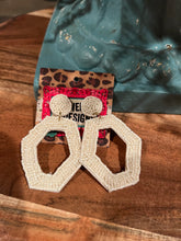 Load image into Gallery viewer, The Seed Bead Earring
