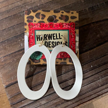 Load image into Gallery viewer, Oval Painted Clay Earrings
