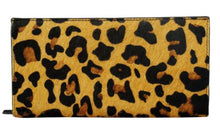 Load image into Gallery viewer, Myra Pouchy Time Wallet
