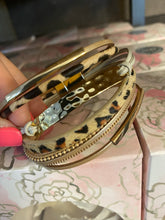 Load image into Gallery viewer, Magnetic Bracelet Cuffs
