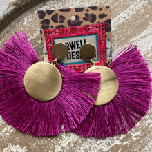 Load image into Gallery viewer, Misc Tassel/Bead Earring
