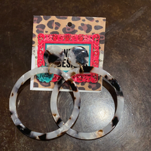 Load image into Gallery viewer, Tortoise Acrylic Misc Earrings
