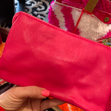 Load image into Gallery viewer, Smooth Crossbody/Wristlet
