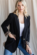 Load image into Gallery viewer, Leopard Cuff Blazer
